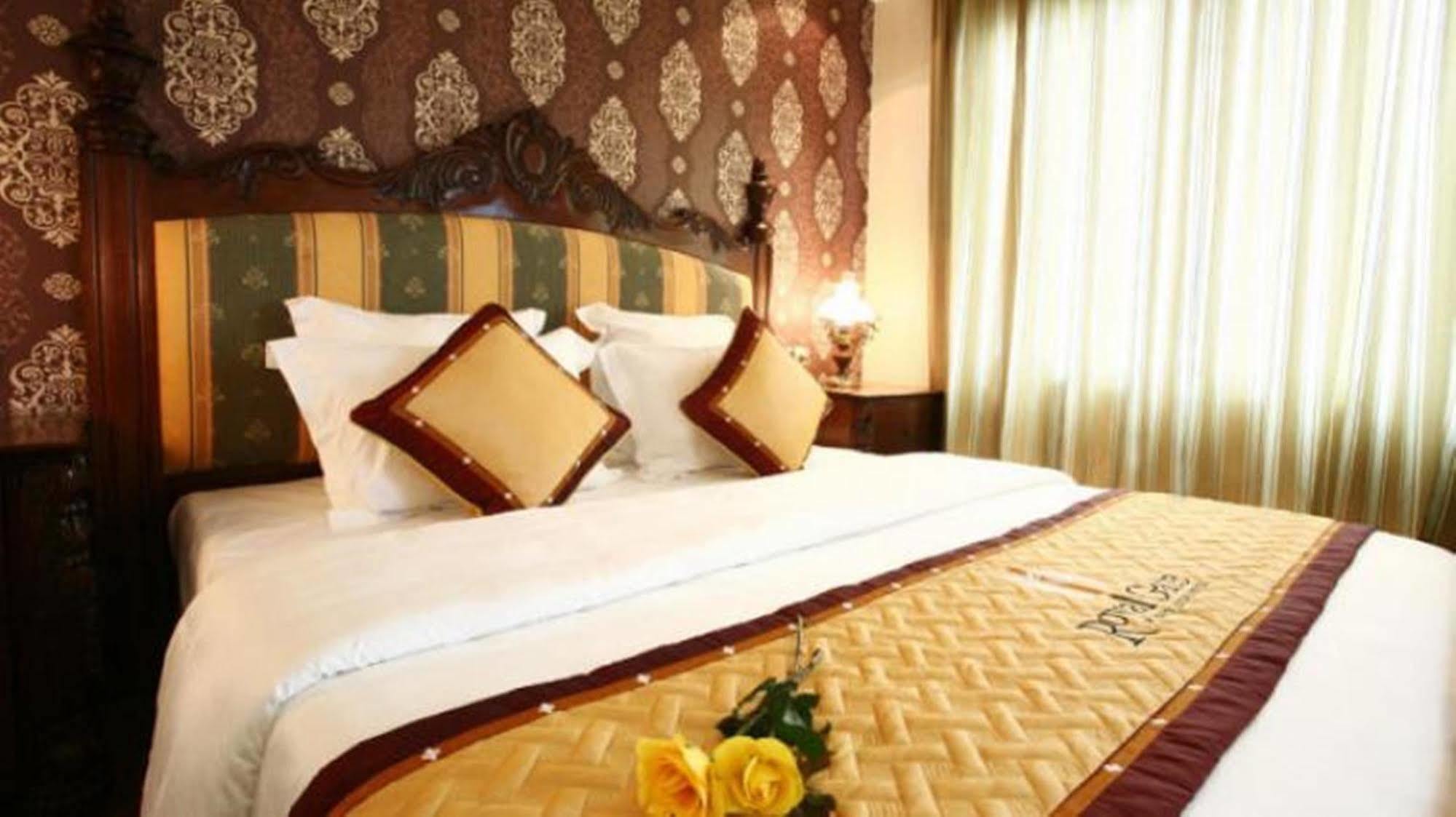 Royal Gate Hotel Hanoj Pokoj fotografie