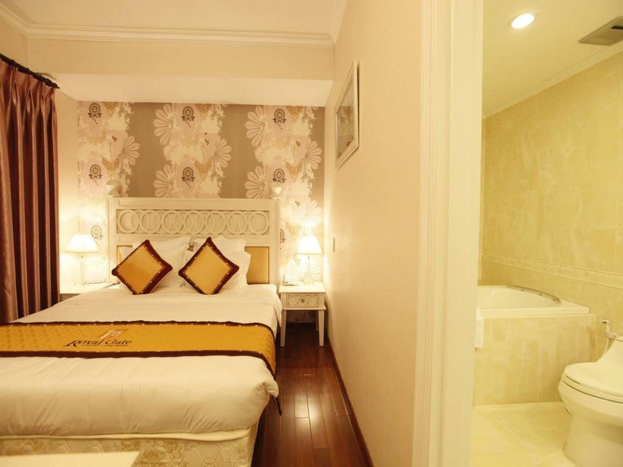 Royal Gate Hotel Hanoj Pokoj fotografie